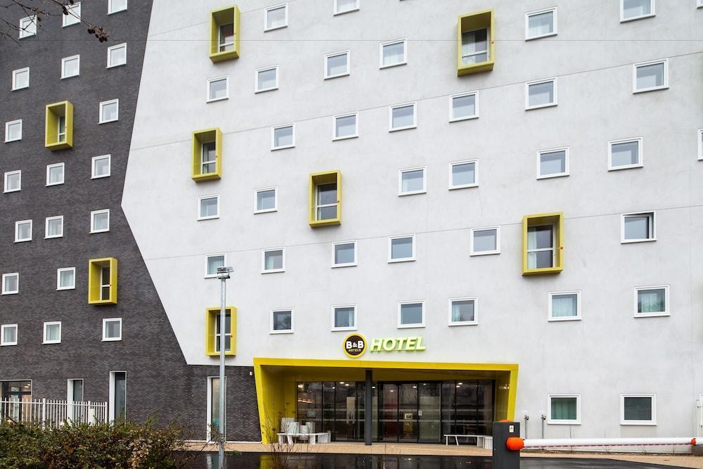 B&B Hotel Nanterre Rueil-Malmaison エクステリア 写真